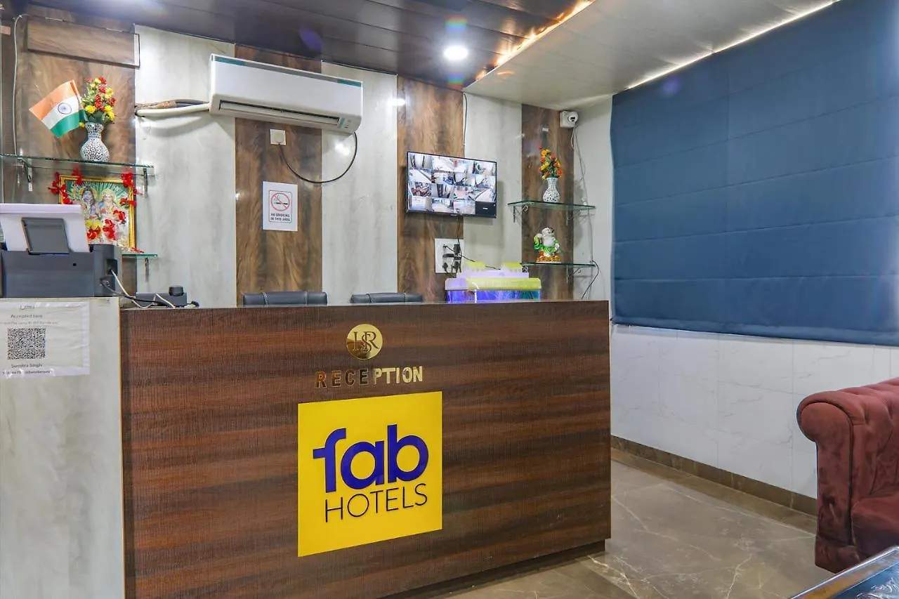 Fabhotel Saumendra Varanasi Hotel
