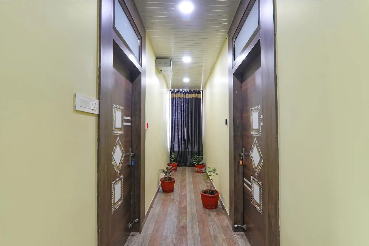 Fabhotel Saumendra Varanasi